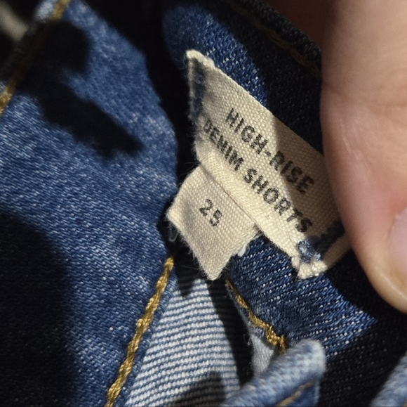 madewell high rise denim shorts - Picture 3 of 7
